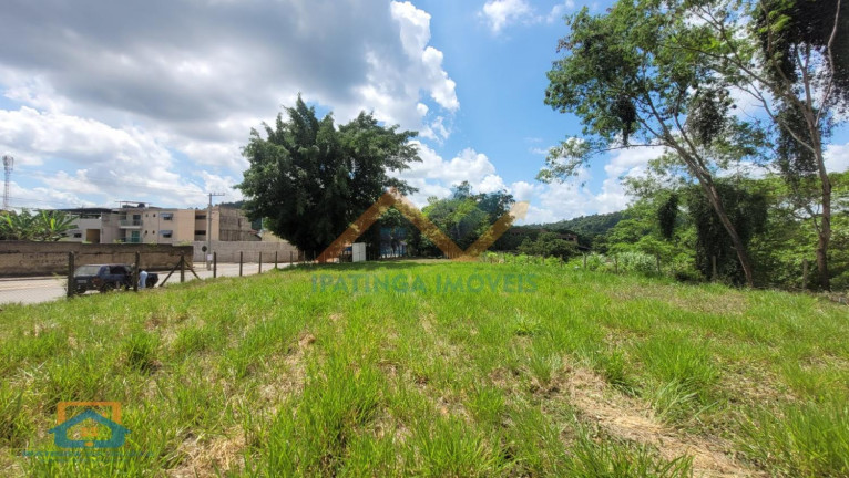Imagem Terreno à Venda, 2.160 m² em Amaro Lanari - Coronel Fabriciano Imagem Terreno à Venda, 2.160 m² em Amaro Lanari - Coronel Fabriciano