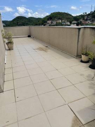 Imagem Cobertura com 2 Quartos à Venda, 117 m² em Badu - Niterói