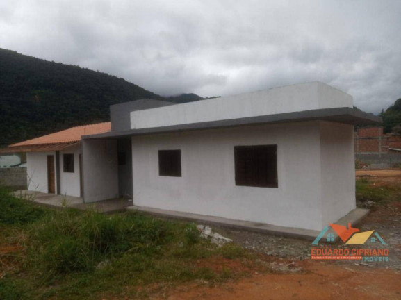 Imagem Casa com 2 Quartos à Venda, 62 m² em Jardim Casa Branca - Caraguatatuba Imagem Casa com 2 Quartos à Venda, 62 m² em Jardim Casa Branca - Caraguatatuba