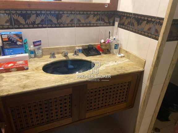 Imagem Apartamento com 4 Quartos à Venda, 200 m² em Várzea - Teresópolis