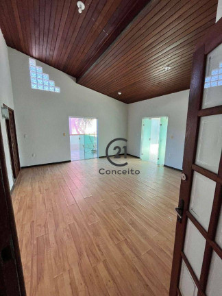 Imagem Casa com 7 Quartos à Venda ou Locação, 480 m² em Centro - Palhoça Imagem Casa com 7 Quartos à Venda ou Locação, 480 m² em Centro - Palhoça