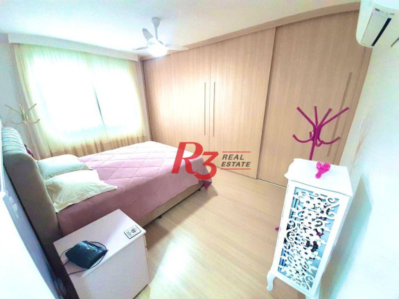 Imagem Apartamento com 3 Quartos à Venda, 216 m² em Gonzaga - Santos
