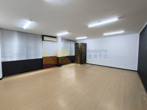 Imagem Sala Comercial para Alugar, 52 m² em Centro - Blumenau Imagem Sala Comercial para Alugar, 52 m² em Centro - Blumenau