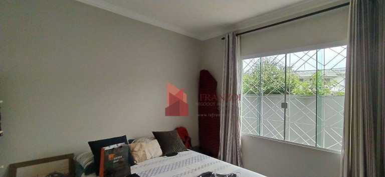 Imagem Casa com 2 Quartos à Venda, 147 m² em Centro - Itajaí