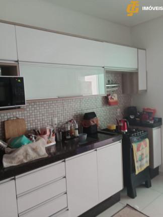 Imagem Sobrado com 2 Quartos à Venda, 78 m² em Tabuleiro - Camboriú
