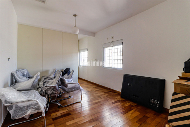 Imagem Casa com 2 Quartos à Venda, 180 m² em Vila Madalena - São Paulo Imagem Casa com 2 Quartos à Venda, 180 m² em Vila Madalena - São Paulo