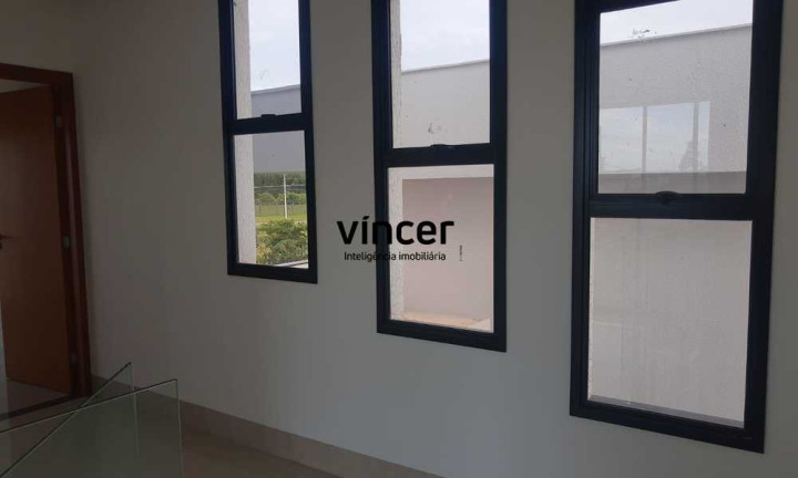 Imagem Casa com 3 Quartos à Venda, 222 m² em Senador Canedo