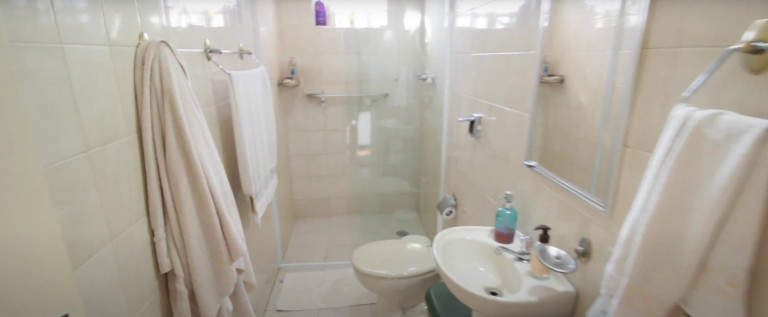Imagem Casa com 3 Quartos à Venda, 230 m² em Vila Firmiano Pinto - São Paulo