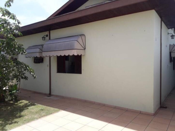 Imagem Casa com 3 Quartos à Venda, 200 m² em Campos Elíseos - Taubaté Imagem Casa com 3 Quartos à Venda, 200 m² em Campos Elíseos - Taubaté