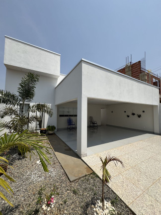Casa com 3 Quartos à Venda, 127 m² em Residencial Granville - Goianésia