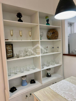 Imagem Apartamento com 2 Quartos à Venda, 70 m² em Copacabana - Rio De Janeiro Imagem Apartamento com 2 Quartos à Venda, 70 m² em Copacabana - Rio De Janeiro