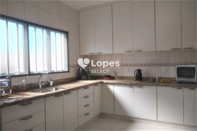 Imagem Casa com 3 Quartos à Venda, 217 m² em Residencial Fonte Nova - Valinhos Imagem Casa com 3 Quartos à Venda, 217 m² em Residencial Fonte Nova - Valinhos