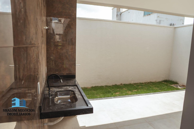 Imagem Casa com 3 Quartos à Venda, 127 m² em Goiânia