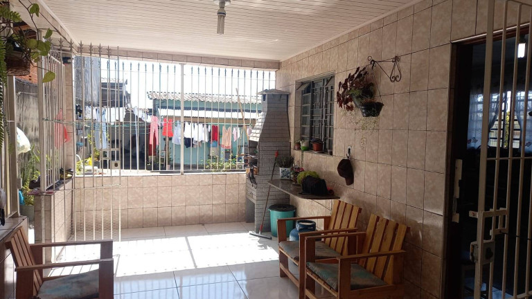Imagem Casa com 3 Quartos à Venda, 338 m² em Vila Martins - Carapicuíba