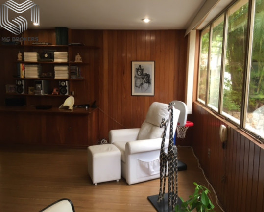 Imagem Imóvel com 7 Quartos à Venda, 1.300 m² em Gávea - Rio De Janeiro Imagem Imóvel com 7 Quartos à Venda, 1.300 m² em Gávea - Rio De Janeiro