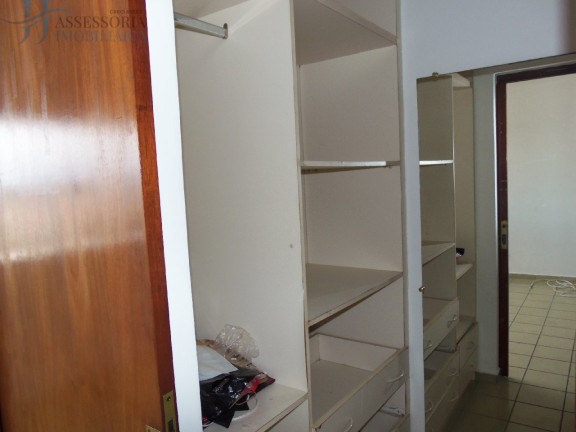 Imagem Apartamento com 4 Quartos para Alugar ou Temporada, 269 m² em Candelária - Natal