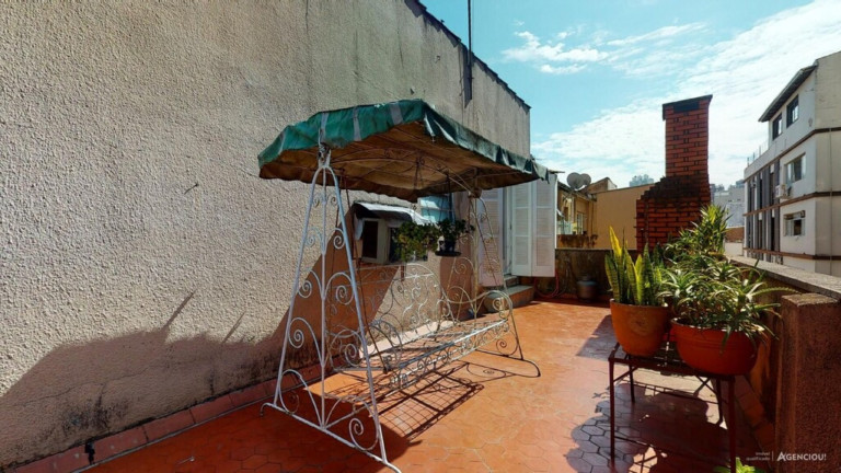 Imagem Imóvel com 2 Quartos à Venda, 75 m² em Petrópolis - Porto Alegre Imagem Imóvel com 2 Quartos à Venda, 75 m² em Petrópolis - Porto Alegre