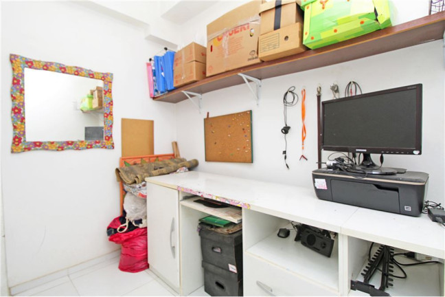 Imagem Imóvel com 2 Quartos à Venda, em Auxiliadora - Porto Alegre Imagem Imóvel com 2 Quartos à Venda, em Auxiliadora - Porto Alegre