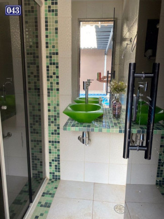 Imagem Casa com 4 Quartos à Venda, 300 m² em Coliseu - Londrina Imagem Casa com 4 Quartos à Venda, 300 m² em Coliseu - Londrina