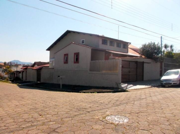 Imagem Sobrado com 5 Quartos à Venda, 315 m² em Centro - Peruíbe Imagem Sobrado com 5 Quartos à Venda, 315 m² em Centro - Peruíbe