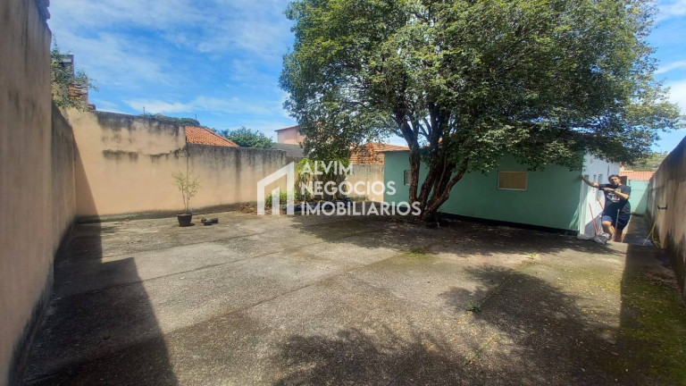 Imagem Casa com 3 Quartos à Venda, 300 m² em Santana - São José Dos Campos