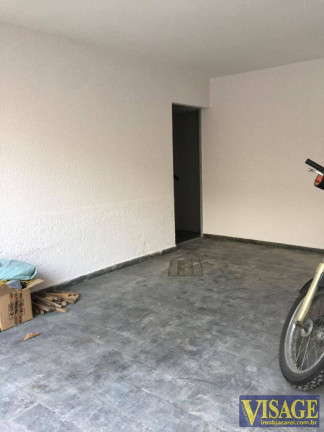 Imagem Casa com 3 Quartos à Venda, 235 m² em Centro - Jacareí