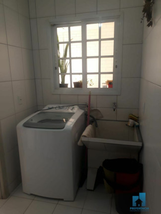Imagem Sobrado com 4 Quartos à Venda, 209 m² em Uvaranas - Ponta Grossa