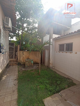 Imagem Imóvel com 3 Quartos à Venda, 230 m² em Capuchinhos - Feira De Santana