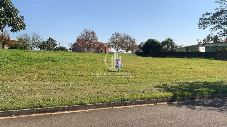 Imagem Terreno à Venda, 1.040 m² em Saint Charbel - Araçoiaba Da Serra Imagem Terreno à Venda, 1.040 m² em Saint Charbel - Araçoiaba Da Serra