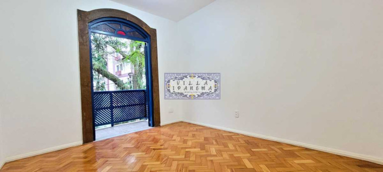 Imagem Casa com 5 Quartos à Venda, 300 m² em Jardim Botânico - Rio De Janeiro Imagem Casa com 5 Quartos à Venda, 300 m² em Jardim Botânico - Rio De Janeiro