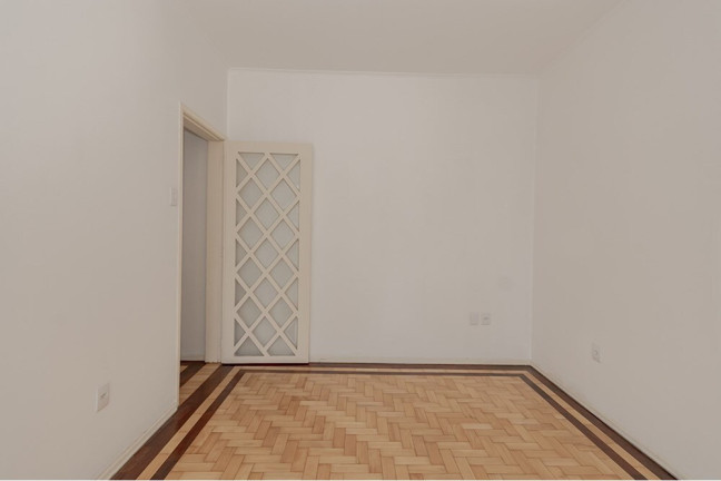 Imagem Imóvel com 2 Quartos à Venda, em Menino Deus - Porto Alegre Imagem Imóvel com 2 Quartos à Venda, em Menino Deus - Porto Alegre