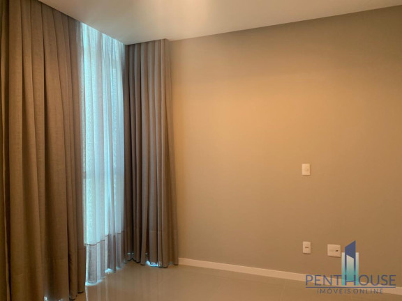 Imagem Apartamento com 4 Quartos à Venda, 128 m² em Pioneiros - Balneário Camboriú Imagem Apartamento com 4 Quartos à Venda, 128 m² em Pioneiros - Balneário Camboriú