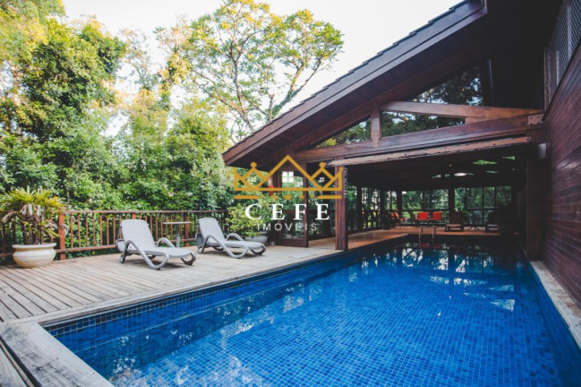 Imagem Casa com 4 Quartos à Venda, 1.096 m² em Centro - Gramado Imagem Casa com 4 Quartos à Venda, 1.096 m² em Centro - Gramado