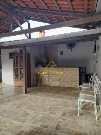 Imagem Casa com 3 Quartos à Venda, 312 m² em Centro - Balneário Piçarras