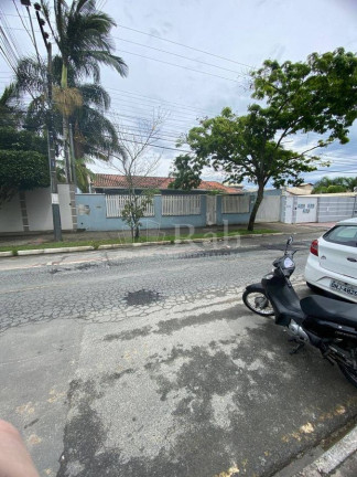 Casa com 3 Quartos à Venda, 211 m² em Nova Esperança - Balneário Camboriú