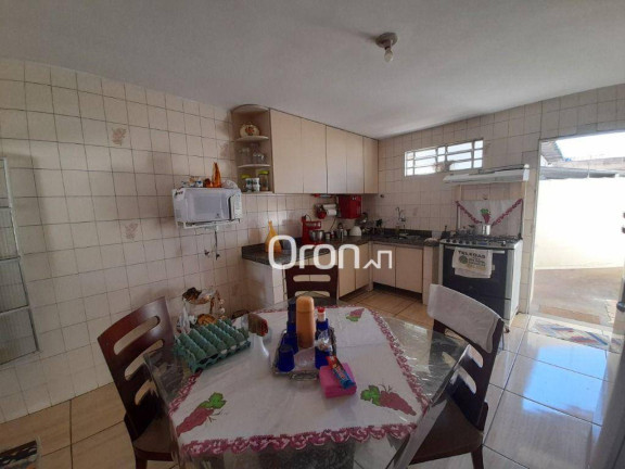 Imagem Casa com 4 Quartos à Venda, 186 m² em Setor Leste Universitário - Goiânia