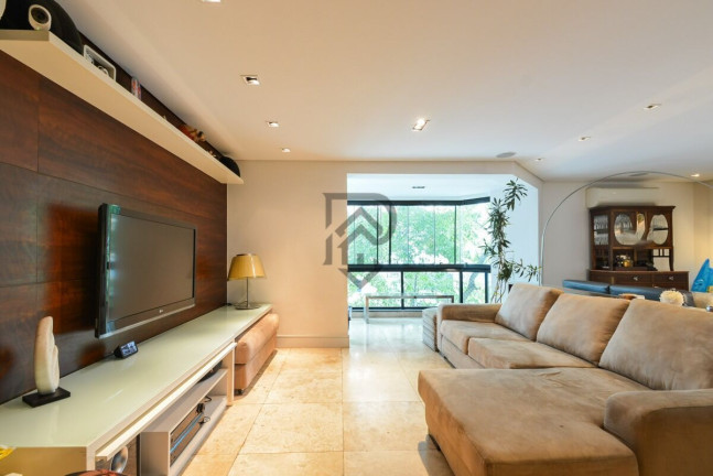 Apartamento com 4 Quartos à Venda, 172 m² em Moema - São Paulo