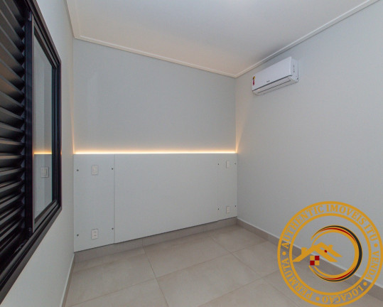Imagem Casa com 3 Quartos à Venda,  em Jardim Municipal - Salto