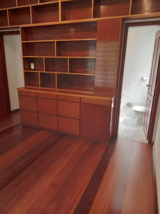 Imagem Casa com 3 Quartos à Venda, 140 m² em Moema - São Paulo Imagem Casa com 3 Quartos à Venda, 140 m² em Moema - São Paulo