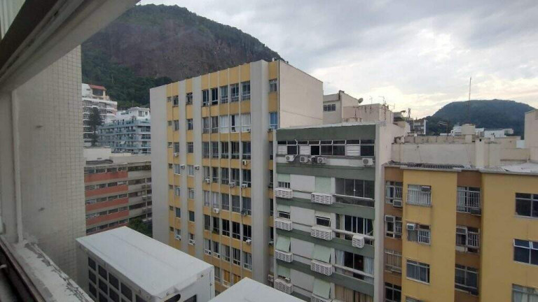 Imagem Cobertura com 4 Quartos à Venda, 200 m² em Copacabana - Rio De Janeiro Imagem Cobertura com 4 Quartos à Venda, 200 m² em Copacabana - Rio De Janeiro