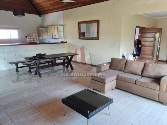 Imagem Imóvel com 4 Quartos à Venda, 250 m² em Peró - Cabo Frio Imagem Imóvel com 4 Quartos à Venda, 250 m² em Peró - Cabo Frio