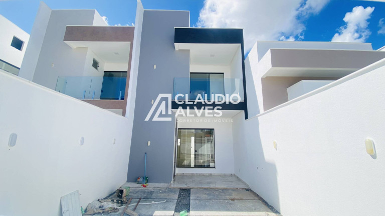 Imagem Casa com 3 Quartos à Venda, 99 m² em Parque Ipê - Feira De Santana