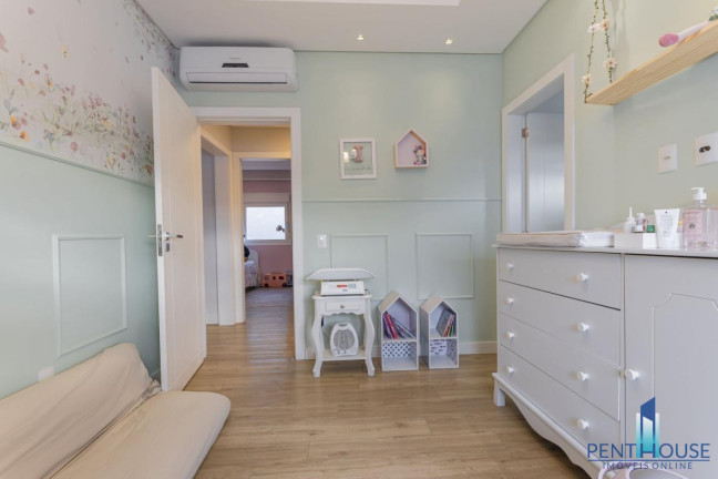 Imagem Casa com 5 Quartos à Venda, 270 m² em Santa Regina - Camboriú Imagem Casa com 5 Quartos à Venda, 270 m² em Santa Regina - Camboriú