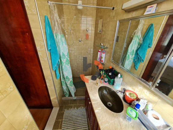 Imagem Casa com 4 Quartos à Venda, 211 m² em Luz - Nova Iguaçu