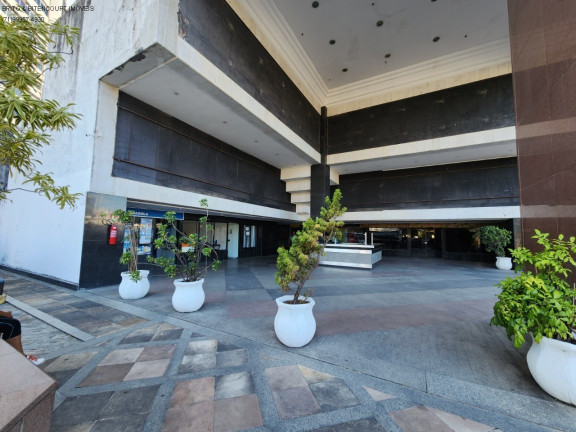 Sala Comercial à Venda, 74 m² em Pituba - Salvador