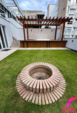 Imagem Casa com 3 Quartos à Venda, 262 m² em João Paulo - Florianópolis