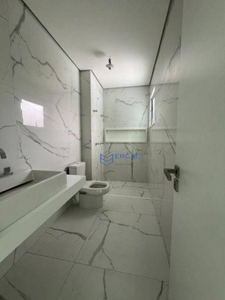 Imagem Casa com 5 Quartos à Venda, 397 m² em Alphaville Fortaleza - Eusébio Imagem Casa com 5 Quartos à Venda, 397 m² em Alphaville Fortaleza - Eusébio