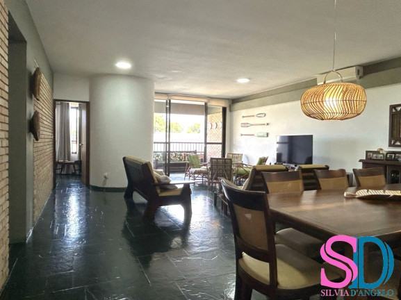 Imagem Apartamento com 4 Quartos à Venda, 136 m² em Centro - Ubatuba Imagem Apartamento com 4 Quartos à Venda, 136 m² em Centro - Ubatuba