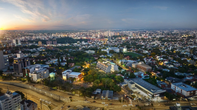 Imagem Imóvel com 1 Quarto à Venda,  em Três Figueiras - Porto Alegre