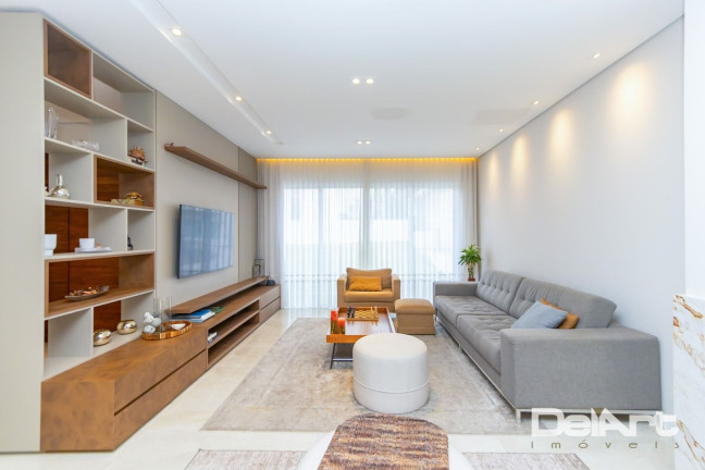 Imagem Casa com 3 Quartos à Venda, 398 m² em Uberaba - Curitiba